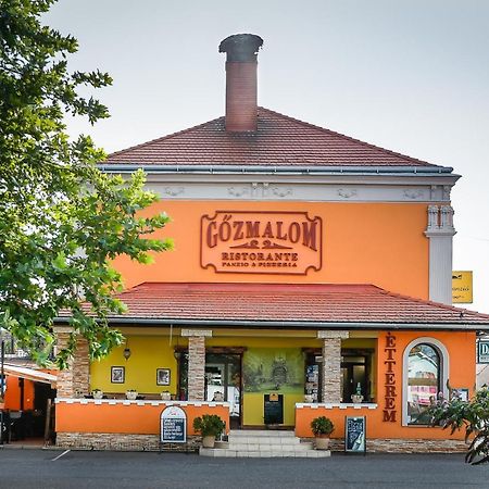 Bed and Breakfast Gozmalom Etterem Es Panzio Körmend Zewnętrze zdjęcie