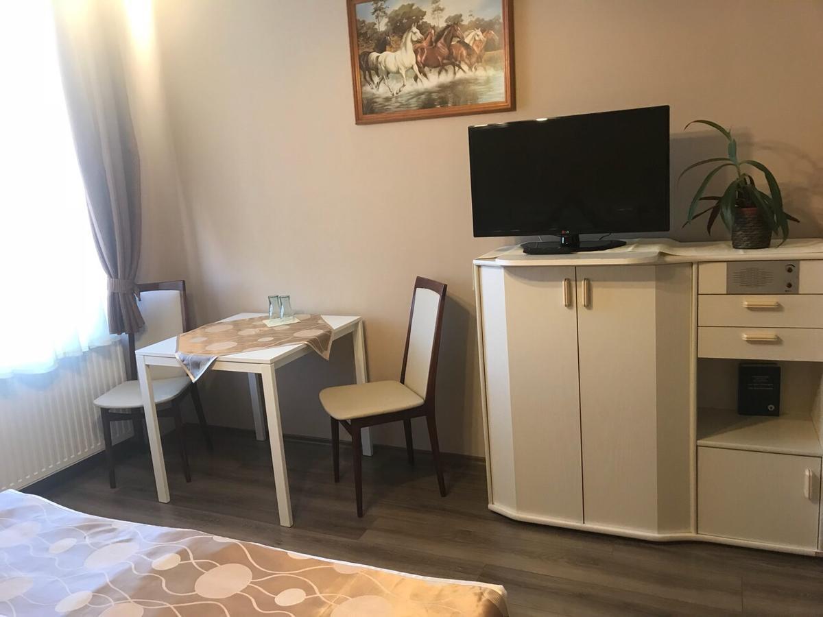 Bed and Breakfast Gozmalom Etterem Es Panzio Körmend Zewnętrze zdjęcie