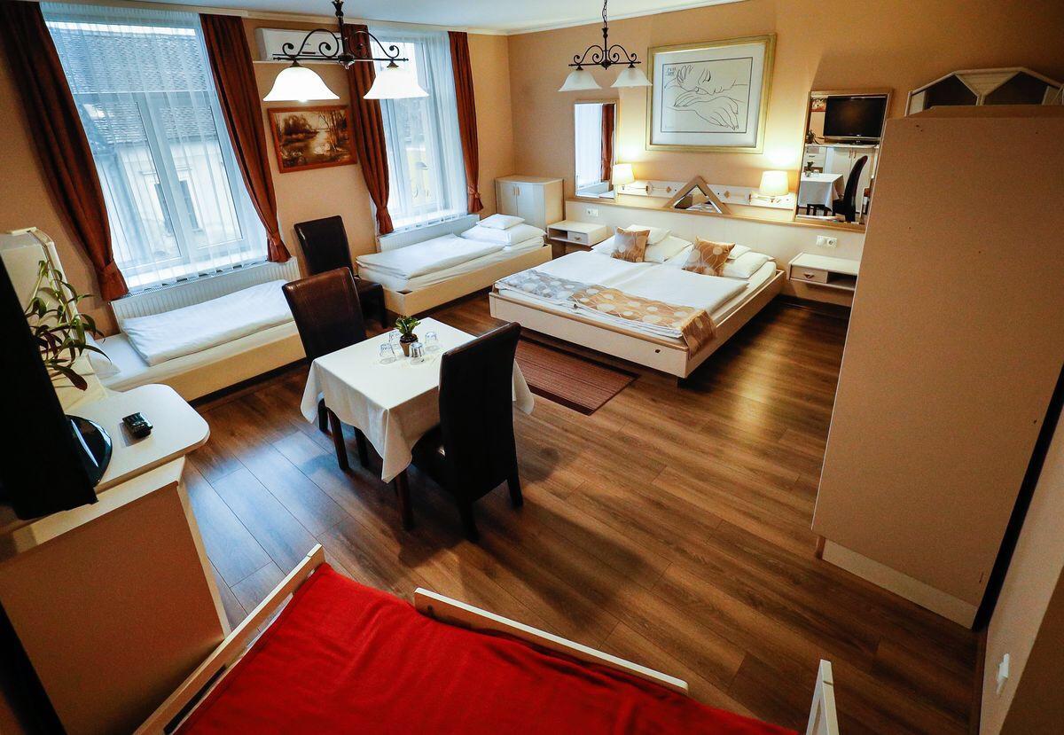 Bed and Breakfast Gozmalom Etterem Es Panzio Körmend Zewnętrze zdjęcie